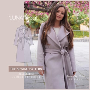 以下が含まれることがあります： "LUNA" コートのPDF縫製パターン。このパターンには、幅広の襟が付いた長いベルト付きコートの縫製方法が記載されています。パターンはA0、A4、レターサイズで入手可能で、ビデオチュートリアルが含まれています。