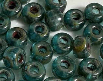 25 Stück Matubo 2/0, 6mm, Aqua Dark Travertin, 1 Loch, Großes Loch, Rocailles
