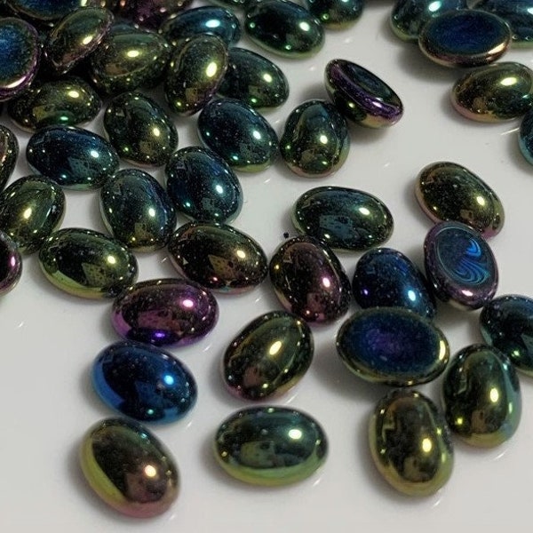 20 pcs Oval Cabochons, 7x5mm, Green Iris, No Hole, Czech Pressed Glass Beads