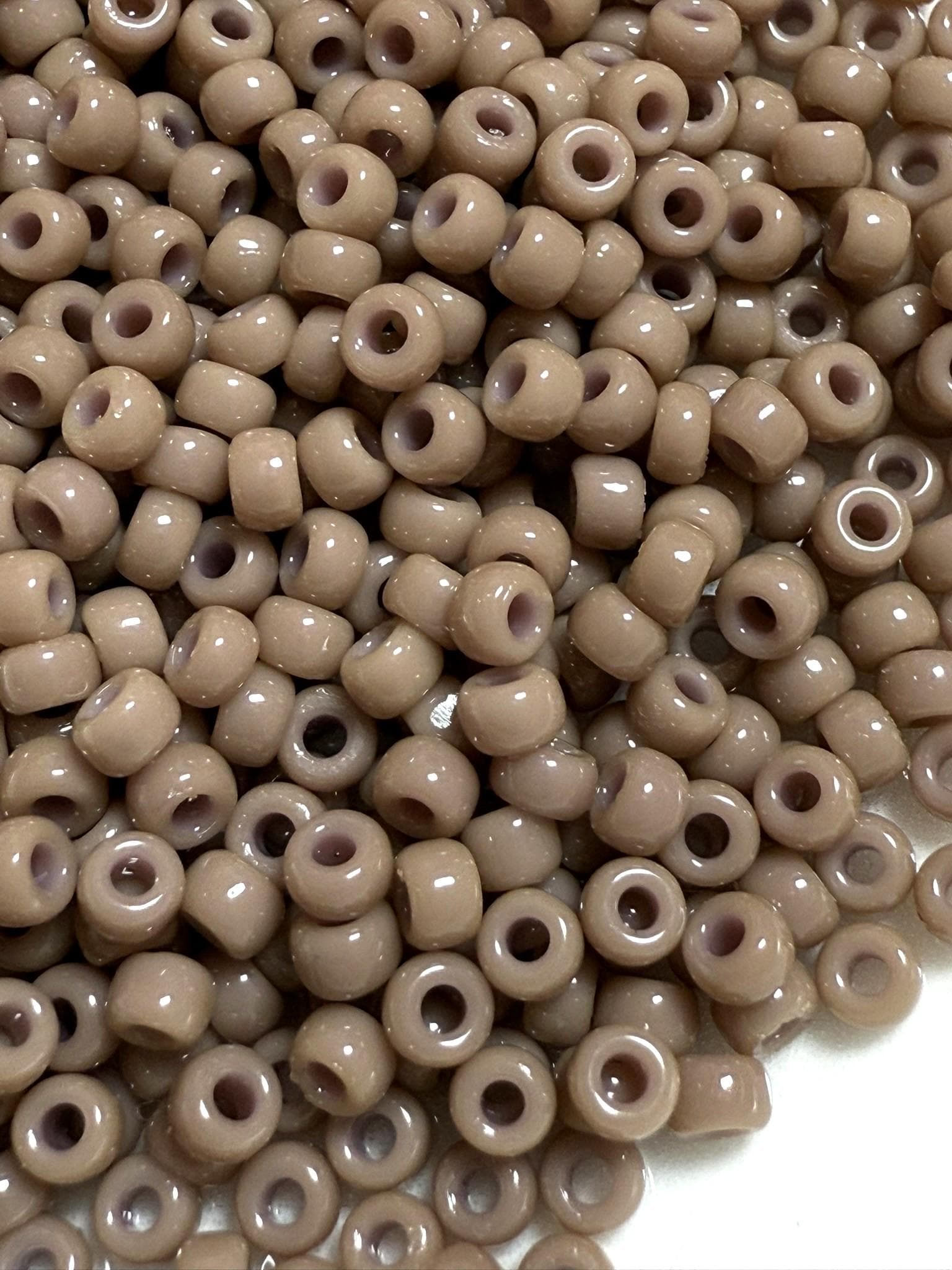 8/0 Duracoat Opaque Dyed Gray, Beige Mocha, Miyuki Round Rocaille