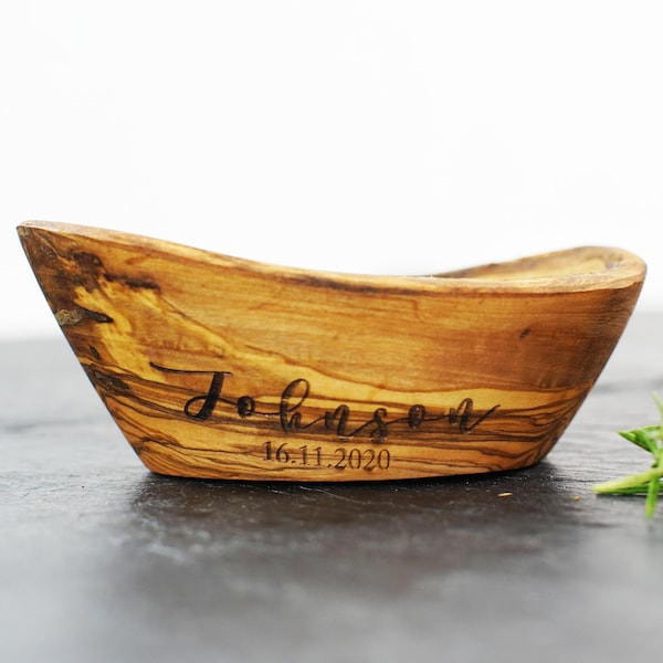 Personalized Olive Wood small Bowl,Engraved Rustic Bowl, Rustic Edge, Wedding Gift, Gift for him, Massive Wood Bowl, Hand Carved