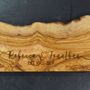 Personalized Cutting Board, Olive Wood, Engraved Cheese Board, Personalized Wedding Gift, Anniversary Gift, Christmas Gift, Engagment.