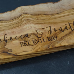 Personalized Cutting Board, Olive Wood, Engraved Cheese Board, Personalized Wedding Gift, Anniversary Gift, Christmas Gift, Engagment. image 4