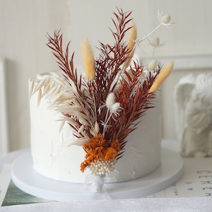 ラストオレンジ/バーントオレンジトッパードライフラワーケーキトッパー - ケーキトッパー、ドライフラワーケーキトッパー、パンパスグラスドライフラワーケーキトッパー