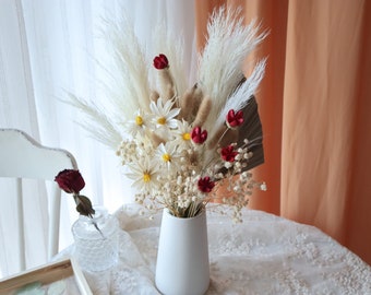 Pampas Grass bouquet,Dried flower bouquet,vase filler,dried flowers,natural flower decor,Palm spear,Flower Arrangement,Small Centerpiece