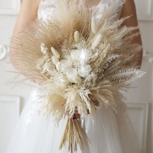 Preserved White Wedding bouquet Bohemian/natural wedding bouquet,Pampas Grass bouquet,Dried flower bouquet,Bridal/Bridesmaid bouquet,wedding