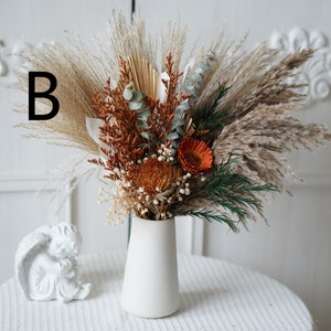 Rust Orange/Burnt Orange Pampas Grass bouquet,Dried flowers bouquet,home decor,Palm spear,natural flower Arrangement,Small Centerpiece image 3