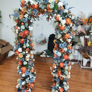 Customized full flower walk through arch