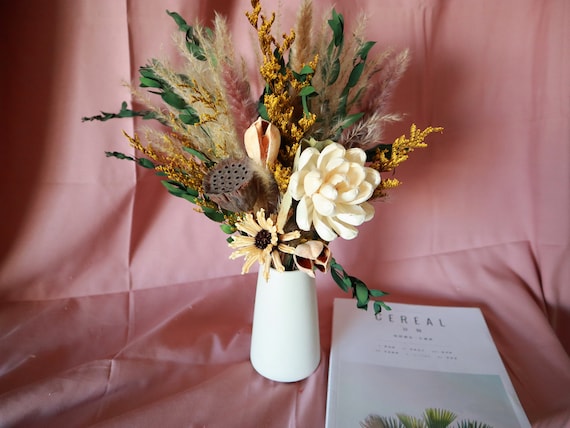 Natural Dried Flower Arrangements In Vases - bmp-floppy