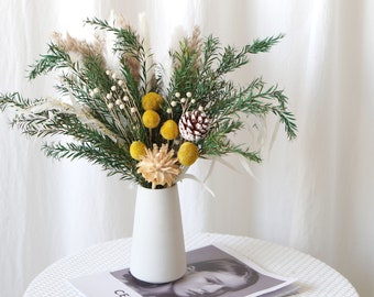 Pampas Grass bouquet,Dried flower bouquet,vase filler,dried flowers,natural flower decor,Flower Arrangement,Small Centerpiece