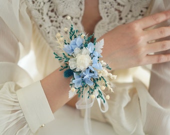 Azure Hydrangea& Green Lovergrass Corsage,Bridal/Bridesmaid 's Corsage gift ,wedding Flowers bouquet,wedding decoration,wedding flowers