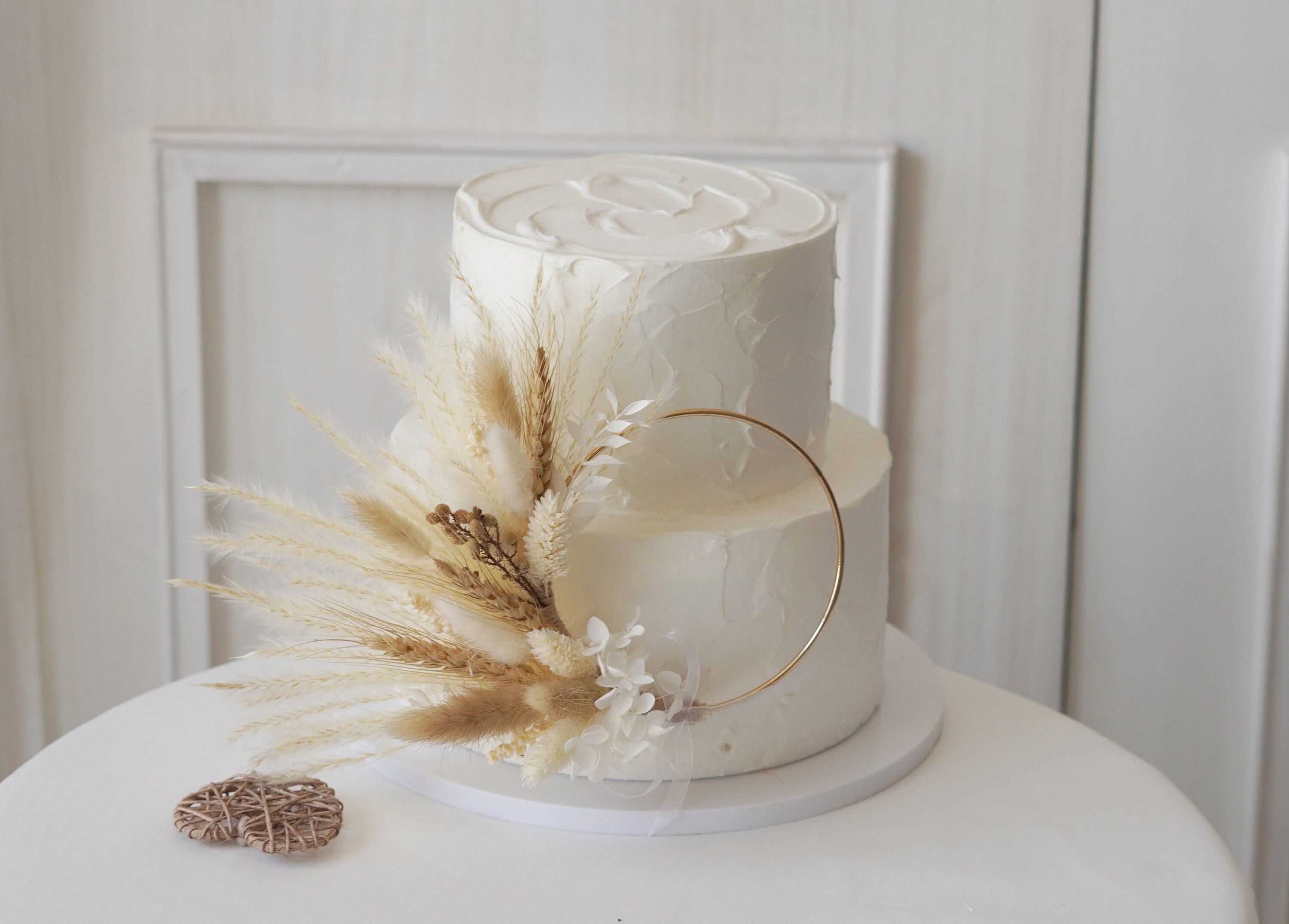 Pastel Dried Flower Cake Topper – Node & Stem