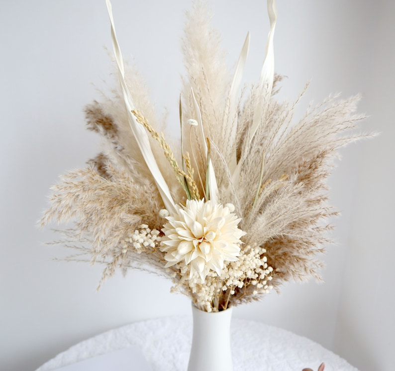 Pampas Grass bouquet,Dried flower bouquet,vase filler,dried flowers,natural flower decor,Flower Arrangement,Small Centerpiece image 3