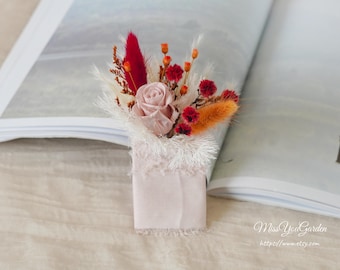 40 Stück Boutonniere-Hüllen Aus Kunststoff – Quadratische Halter Für Blumen-Anstecker