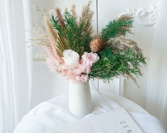 Pampas Grass bouquet,Dried flower bouquet,dried flowers,natural flower decor,Flower Arrangement,Small Centerpiece