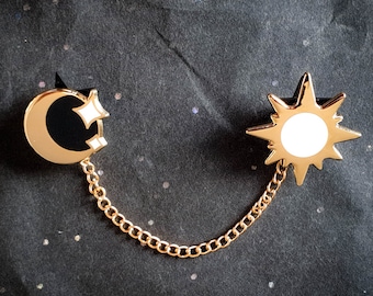 Sun And Moon Collar Pins /w Chain - The Sky -  Gold Plating - Collaboration by Astermorn and Annadrawsstuff