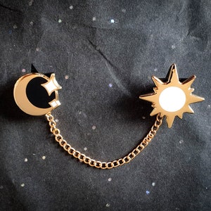 Sun And Moon Collar Pins with Chain - The Sky -  Gold Plating - Collaboration by Astermorn and Annadrawsstuff