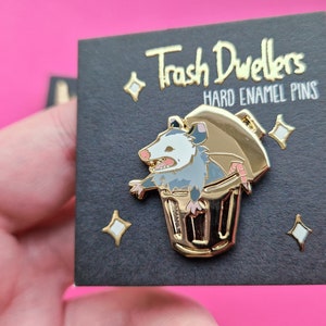 Possum Hard Enamel Pin Set Kragen Pins Trash Dwellers Vergoldet Possum In Trashcan