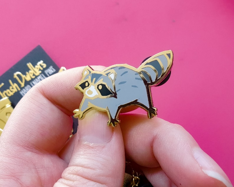 Raccoon Hard Enamel Pin Set Trash Dwellers Gold plating Angy Raccoon (solo)