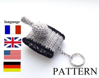 Crochet pattern Tank keychain
