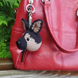 Mönster för virkad nyckelring, söta biltillbehör hund schäfer, mönster för inredningstillbehör, amigurumimönster bild 5