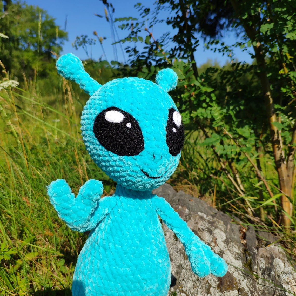 CROCHET ALIEN PATTERN Amigurumi Green Alien Pattern Plush - Etsy