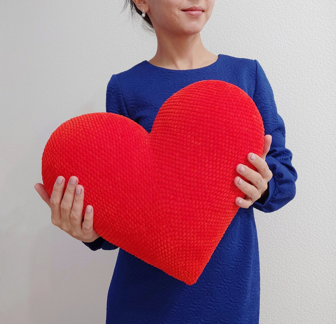 Big heart top shaped pillow