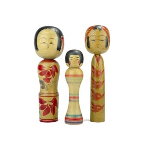 Set of 3 Japanese Kokeshi dolls / Wooden doll / Traditional Dento Kokeshi / Collectible art doll / Vintage from Japan /