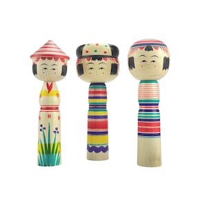 Kokeshi doll in Yajiro style / Wooden Japanese doll / Traditional Dento Kokeshi / Vintage Kokeshi / Collectible from Japan /