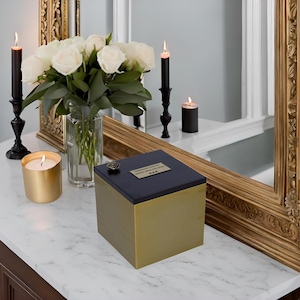 Exclusive  Gold Box For Ashes Personalized Cremation Urn For Human Ashes Modern Funeral Urn