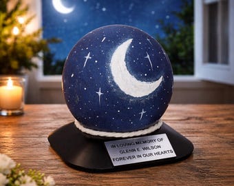 Keepsake with moon and stars Mini urn for part of ashes Memorial small cremation urn Decorativa keepsake Moon urn Moon keepsake