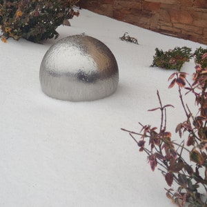 Weatherproof Pet Urn, Durable Outdoor Urn, Rust-Resistant Memorial Urn, Garden-Ready Cremation Urn, Waterproof Urn for Ashes, Stainless Steel Outdoor Urn, Sturdy Urn for Memorial Garden, Solid Metal Cremation Urn