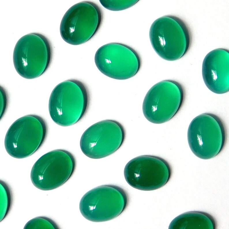 10 Pieces 6x8 MM Oval Natural Green Onyx Cabochon Loose Gemstones Semi precious GemstonesCabs.