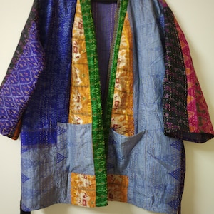 Vintage Silk Kantha Patchwork Winter Short Kimono, Handmade Kantha Gown, Indian  Ethnic Women Wear Bathrobe Jacket Maxi Dress Christmas Gift