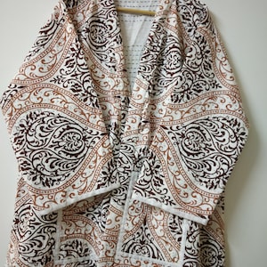 Floral Print Kantha Winter Kimono, Cotton Kantha Jacket, Dressing gown, Kimono, men and women winter kimono,  Indian Handmade kantha jacket