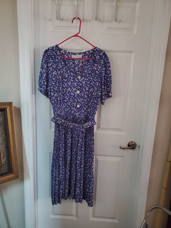 Vintage Eileen West purple dress