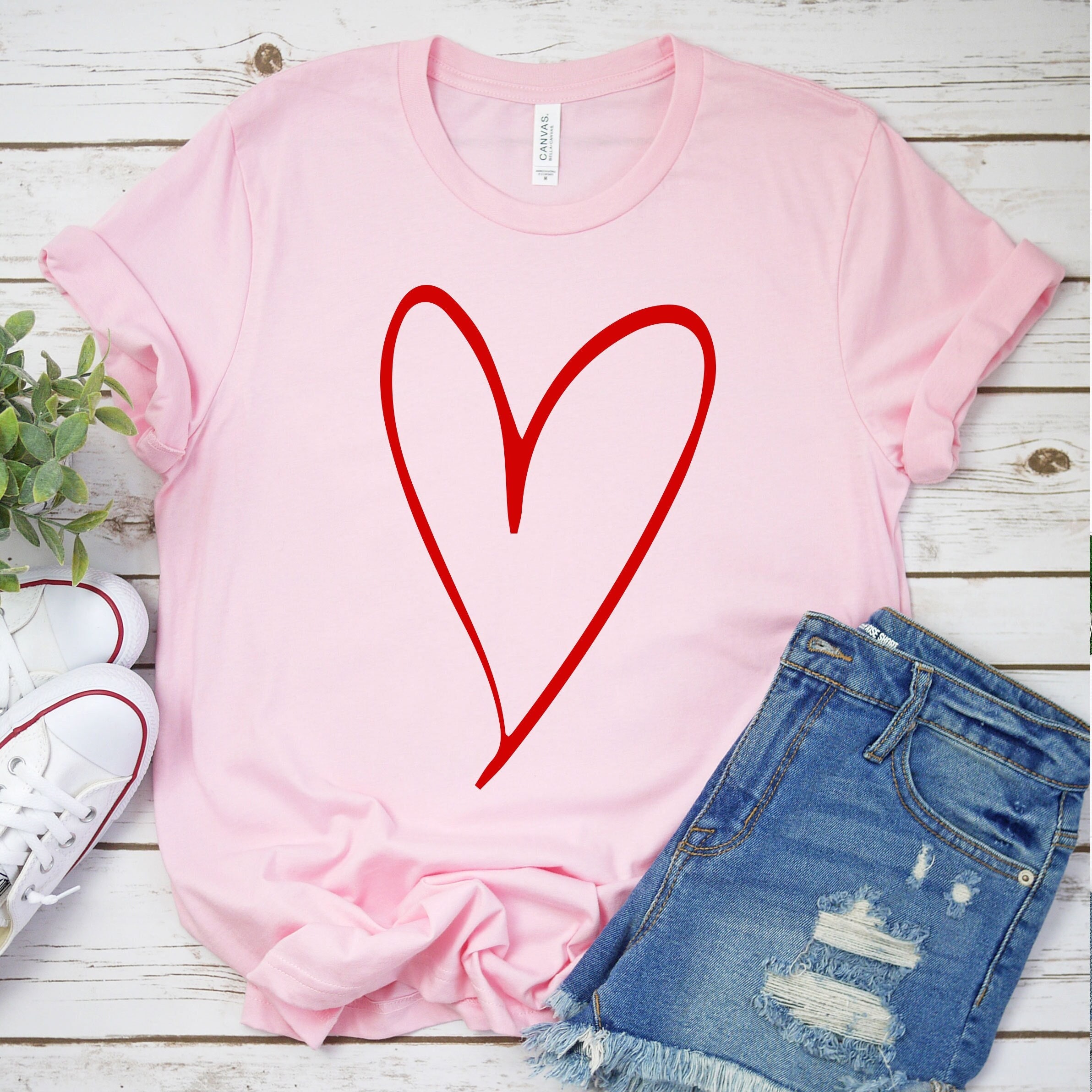 Heart T-shirt, Gift for Valentines Day, Valentines Day Shirt for Woman, Cute Valentines Day Shirt, Valentine Gift for Her, Heart Shirt Women