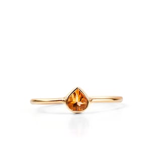 Citrien 18k gouden vermeil ring op Stirling-zilver, peer Citrien gouden ring, minimale stapelbare ring, geboortesteen november ring, cadeau voor haar