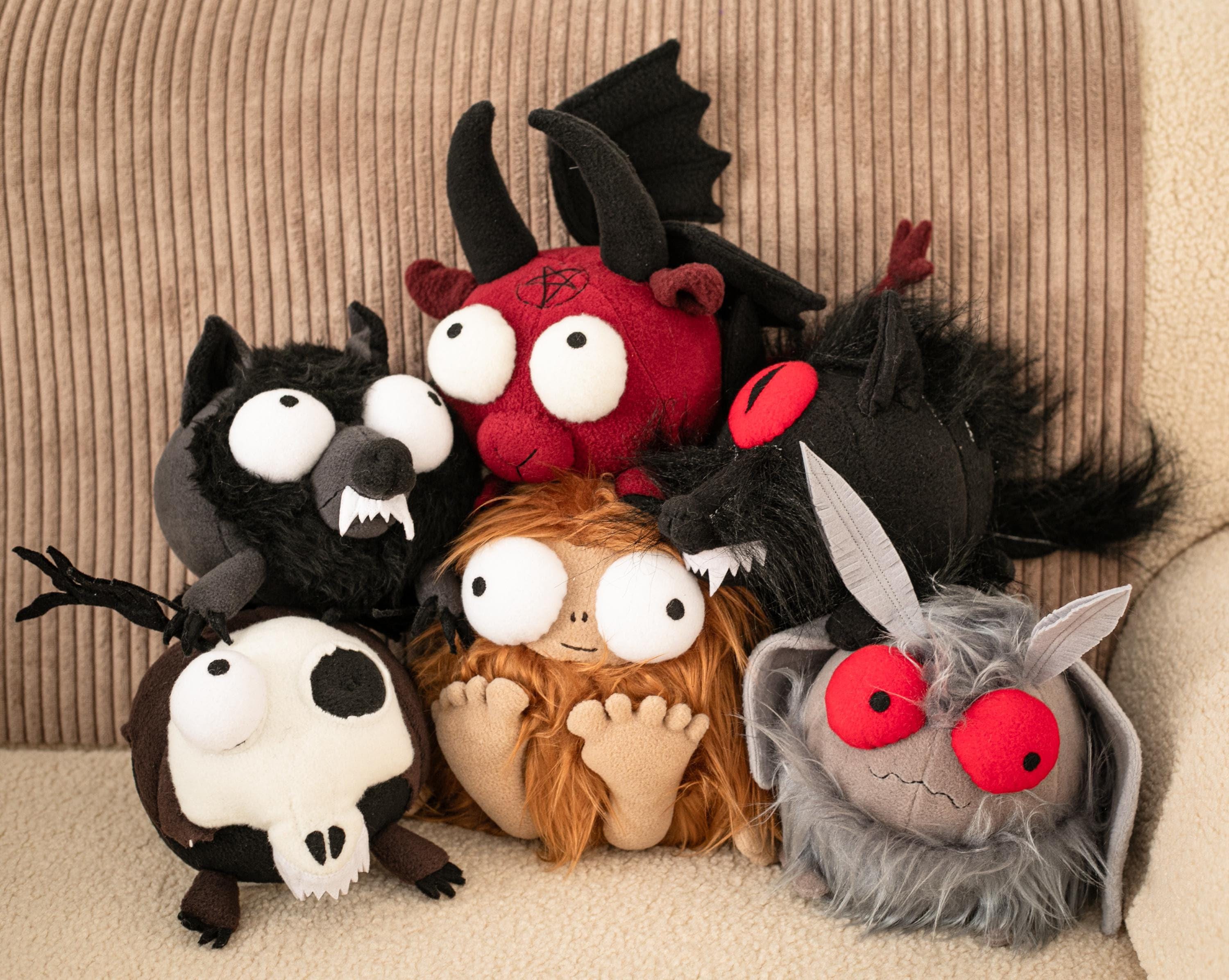 Plush Black Shuck – Handmade Unique Collection Plush-eyes
