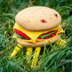 Cheespider - Cheese Spider de pelúcia - Cheese Spider Cloudy - Spider Burger Cloudy com chance de almôndegas 2 - Cheeseburger de pelúcia recheado
