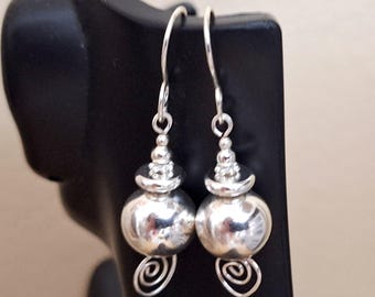 Bold Bright Silver Hematite Filigree Earrings #4032
