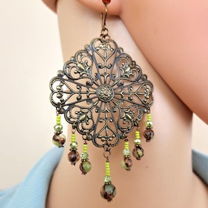 Pendientes de araña extralargos de peridoto y bronce: Arañas de filigrana en forma de diamante de bronce envejecido #3283