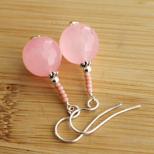Boucles d&#39;oreilles #811 en argent sterling fabriquées artisanalement au féminin