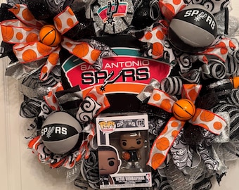 San Antonio Spurs Wreath NBA featuring Victor Wembanyama Collectable Figure