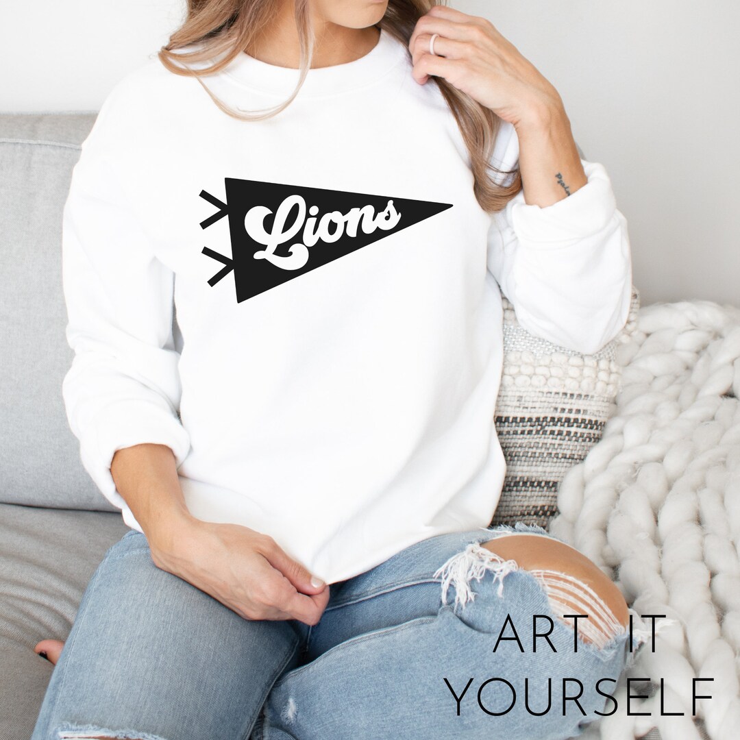 Lions Pennant Flag Retro Team Design, Vintage Team Apparel, Lions Shirt ...