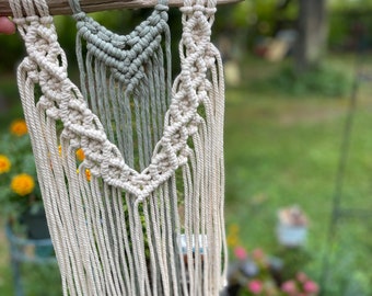 Macrame wall hanging, hanging boho wall decor, bohemian art