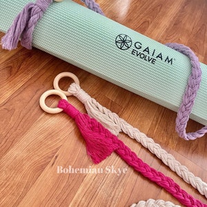 Macrame yoga mat strap, holistic gift idea