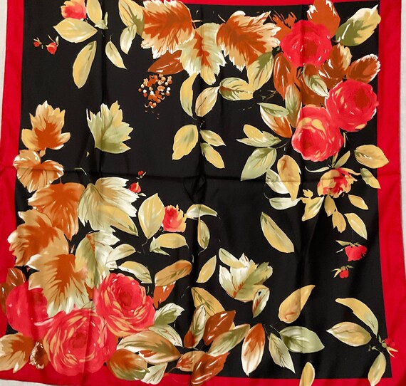 Vintage 35” square floral design scarf silk feel … - image 4