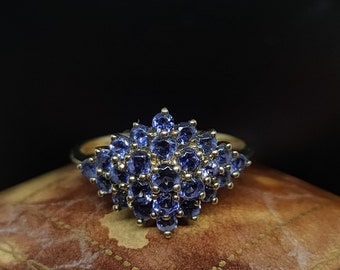 Beautiful Modern Birmingham 2008 Hallmarked Decorative Statement Design Natural Tanzanite Cluster 9ct Yellow Gold Ring - size S