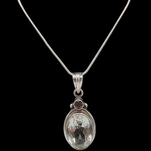 Beautiful Vintage Skillfully Crafted Decorative Statement Design Sparkling Natural Gemstone Rock Crystal Garnet Sterling Silver Necklace
